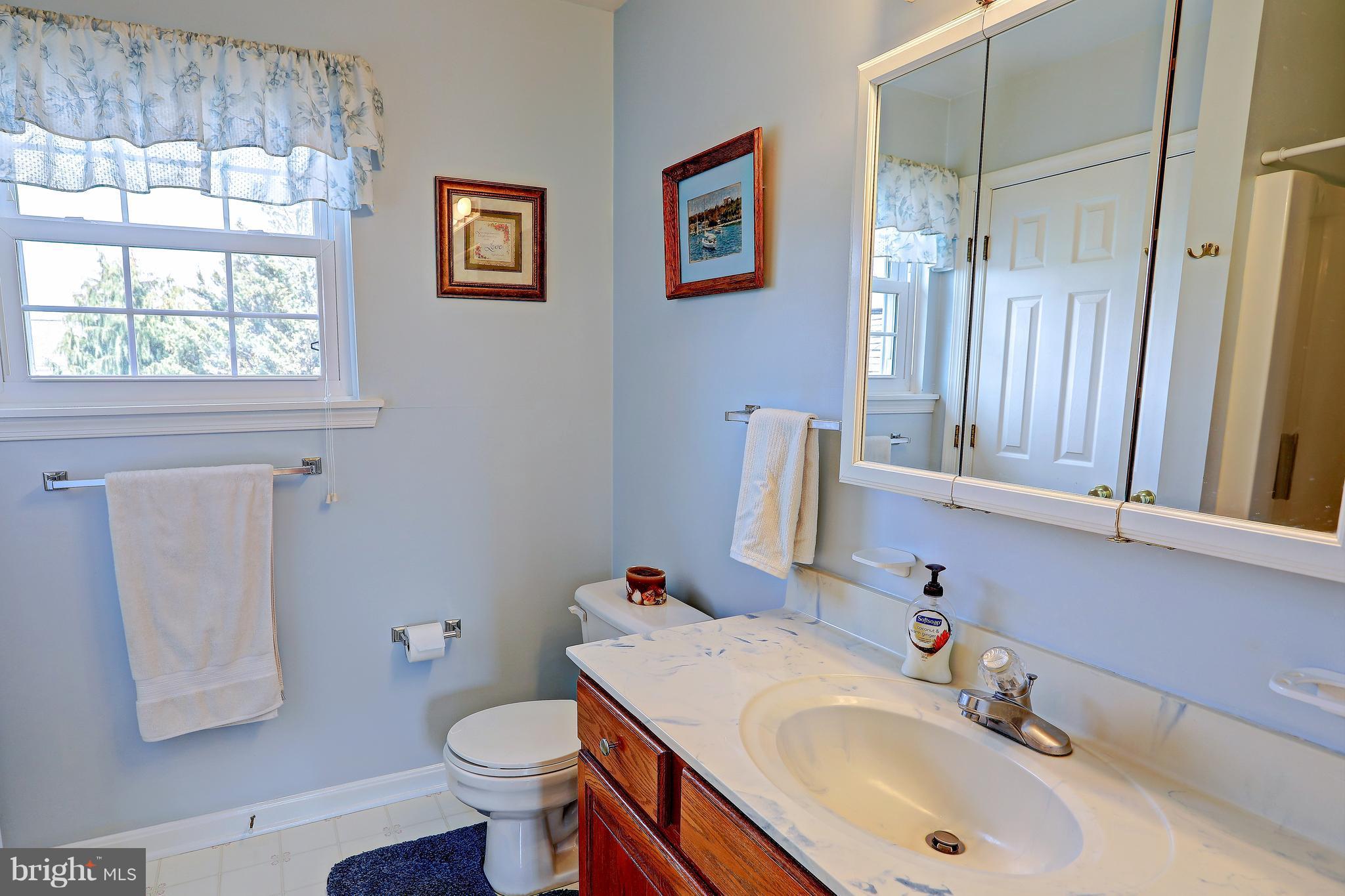 DEVLIN SQUARE - Residential