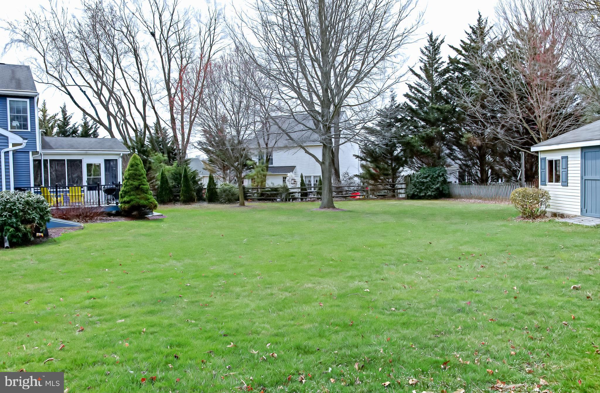 DEVLIN SQUARE - Residential