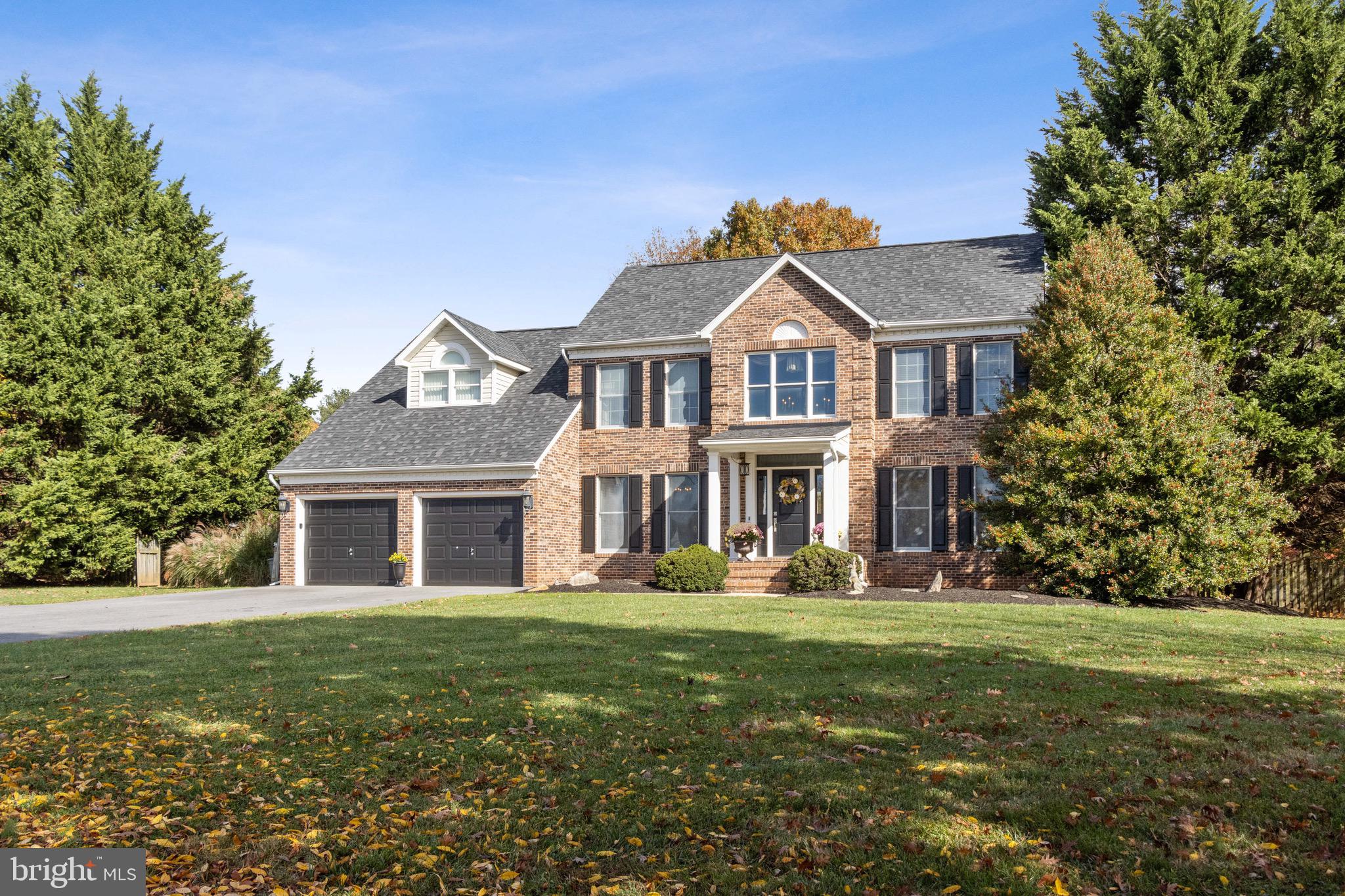 KNOLLCREST MANOR - Residential