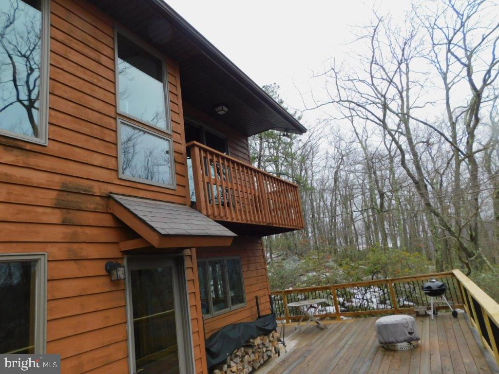 THE PRESERVE AT NEW CREEK LAKE - Residential