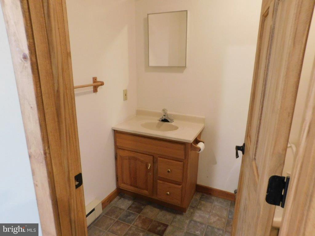 THE PRESERVE AT NEW CREEK LAKE - Residential