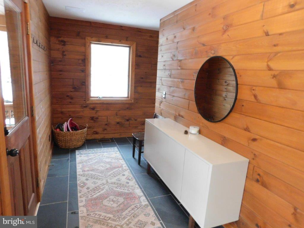 THE PRESERVE AT NEW CREEK LAKE - Residential