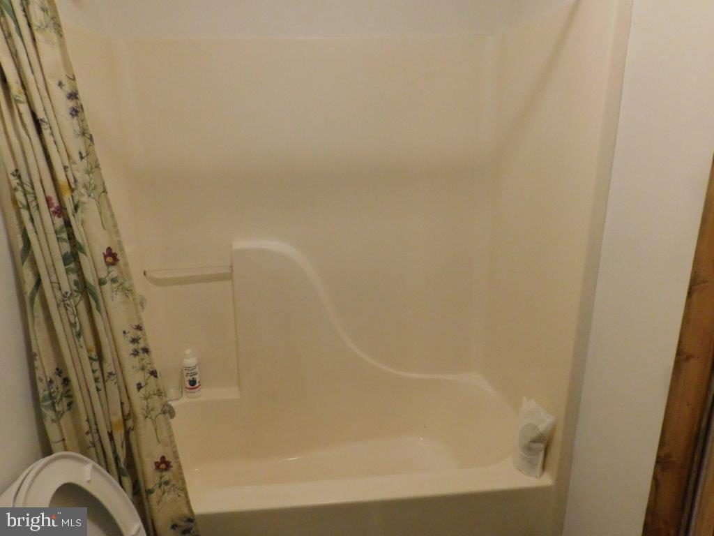 THE PRESERVE AT NEW CREEK LAKE - Residential