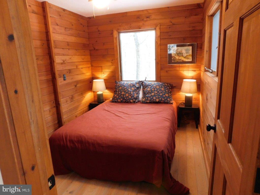 THE PRESERVE AT NEW CREEK LAKE - Residential