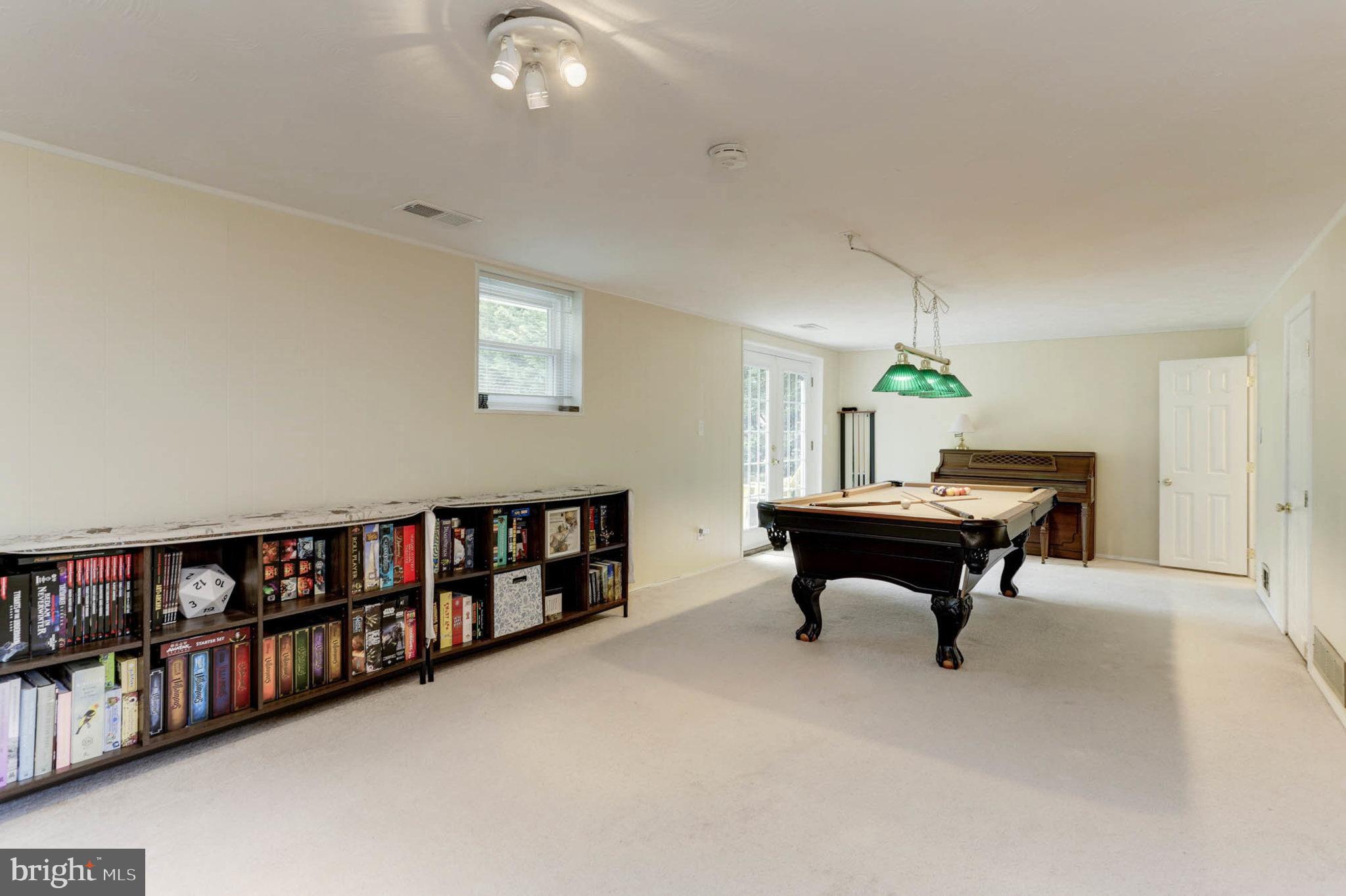 THE HIGHLANDS - Residential