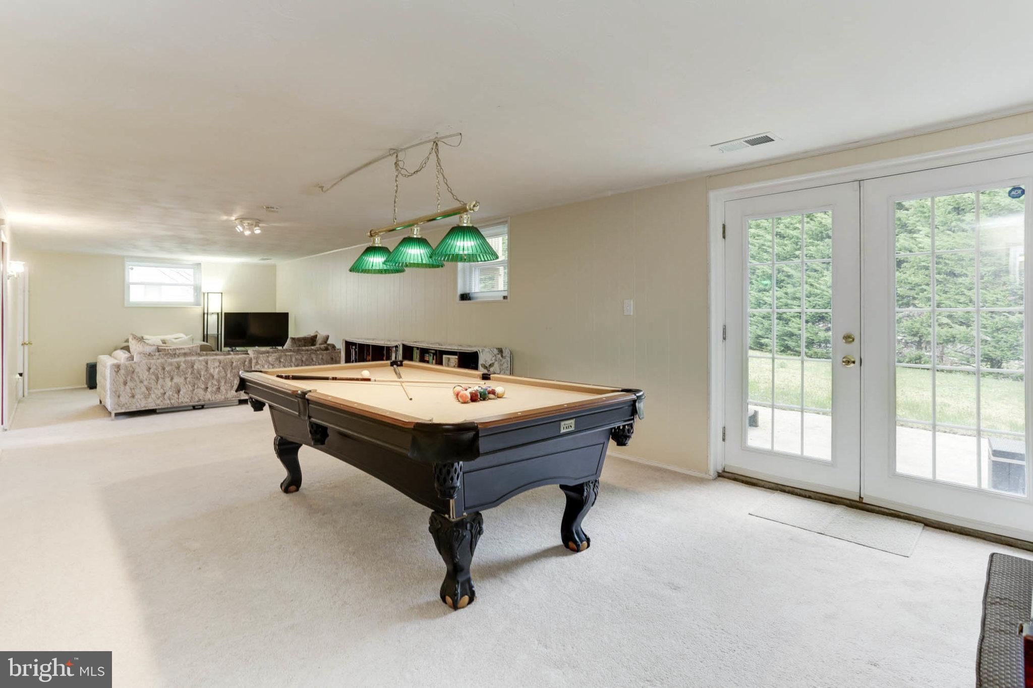 THE HIGHLANDS - Residential