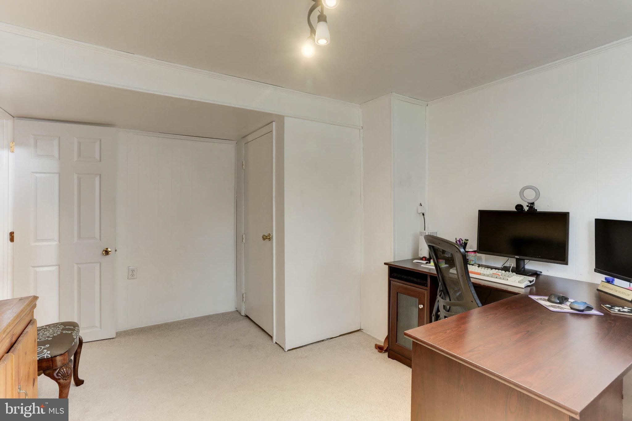 THE HIGHLANDS - Residential