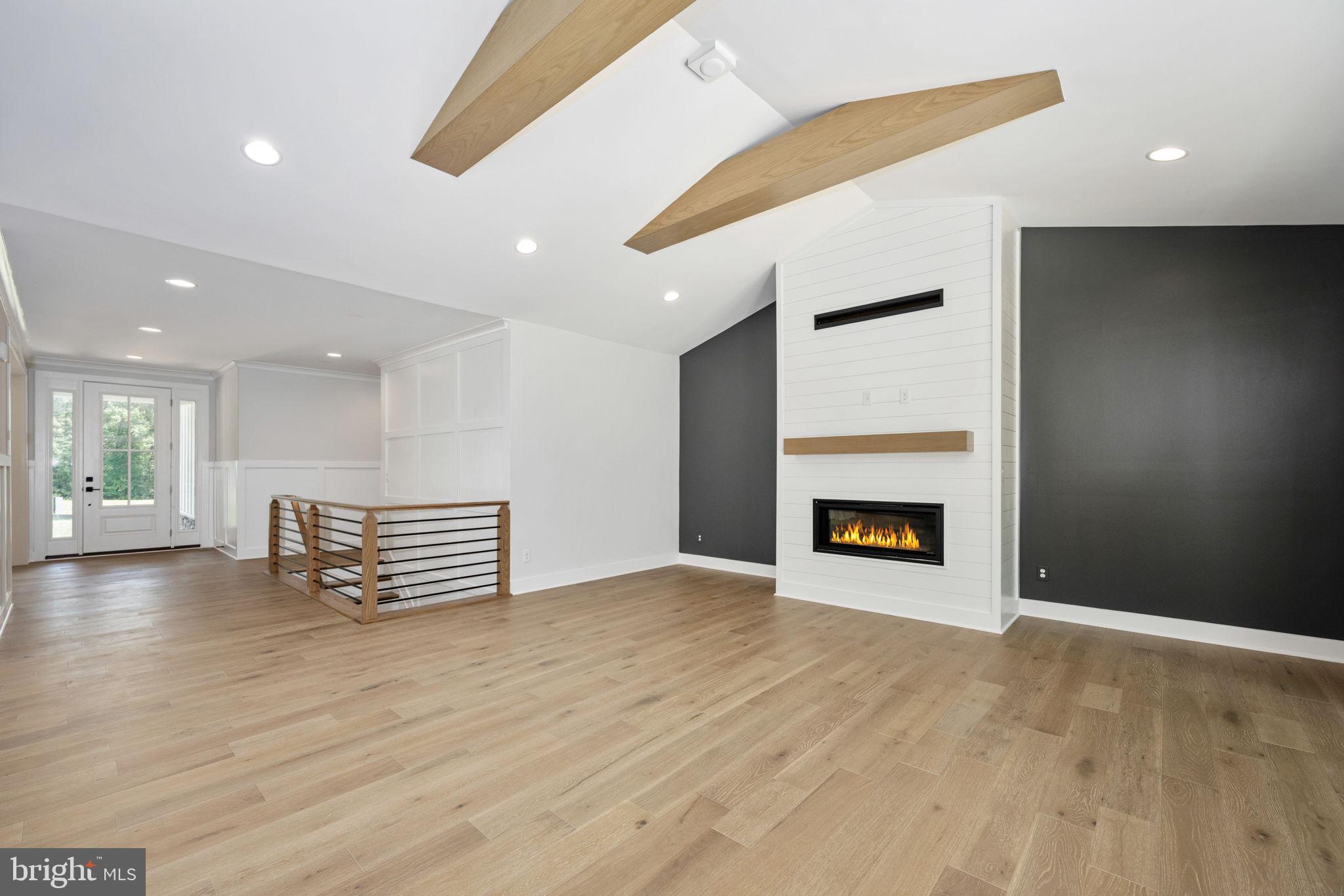 ROSNI ESTATES - Residential