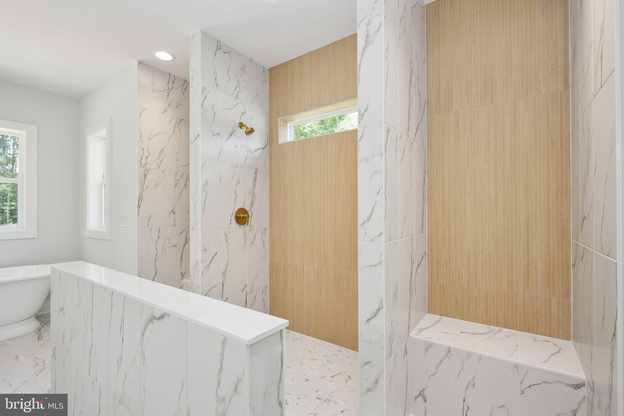 ROSNI ESTATES - Residential