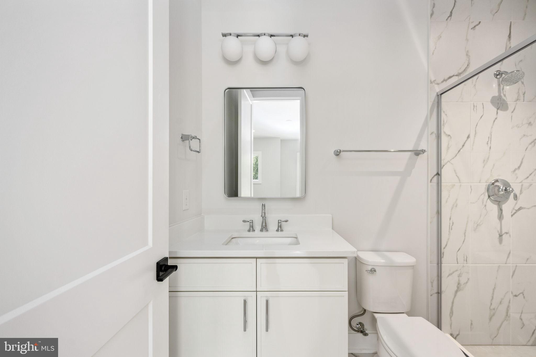 ROSNI ESTATES - Residential