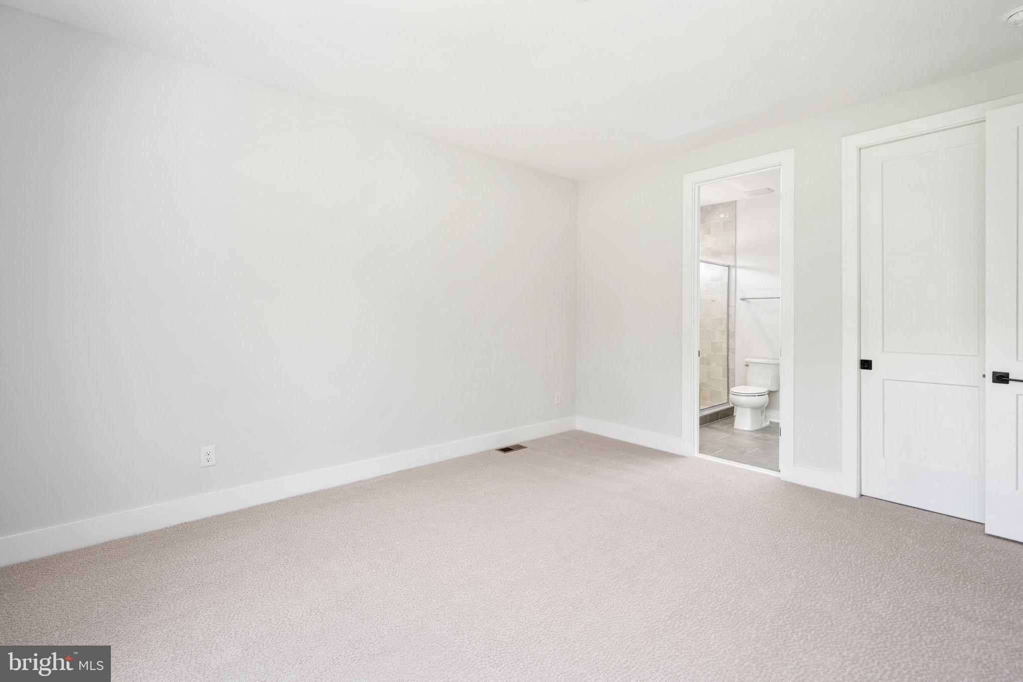 ROSNI ESTATES - Residential