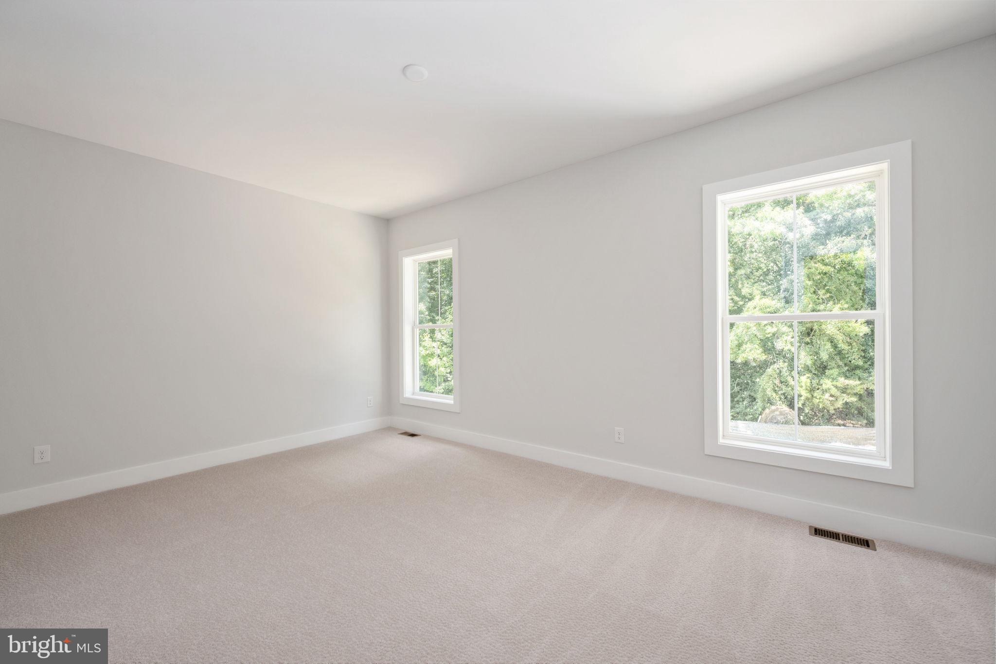 ROSNI ESTATES - Residential