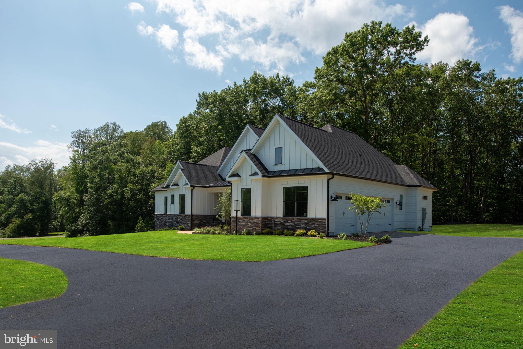 ROSNI ESTATES - Residential