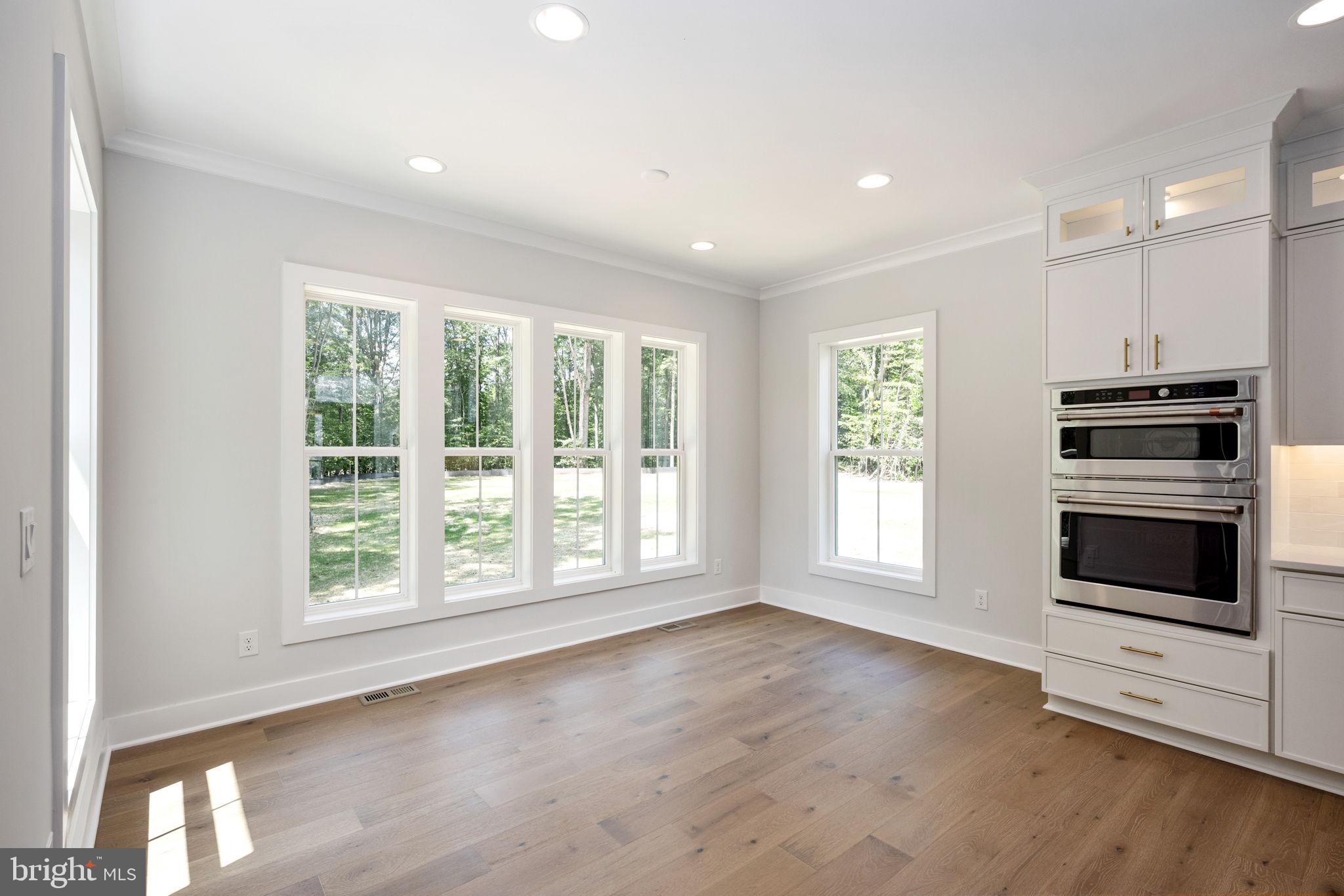 ROSNI ESTATES - Residential