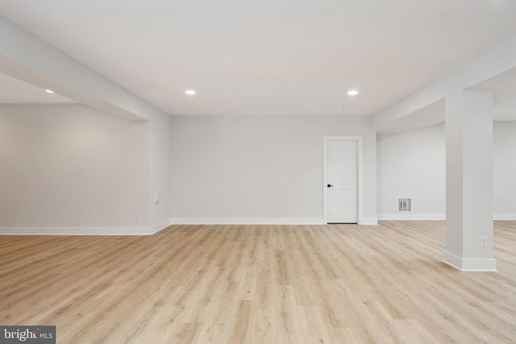 ROSNI ESTATES - Residential