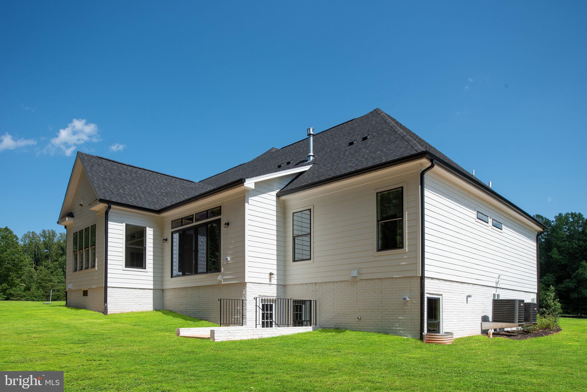 ROSNI ESTATES - Residential