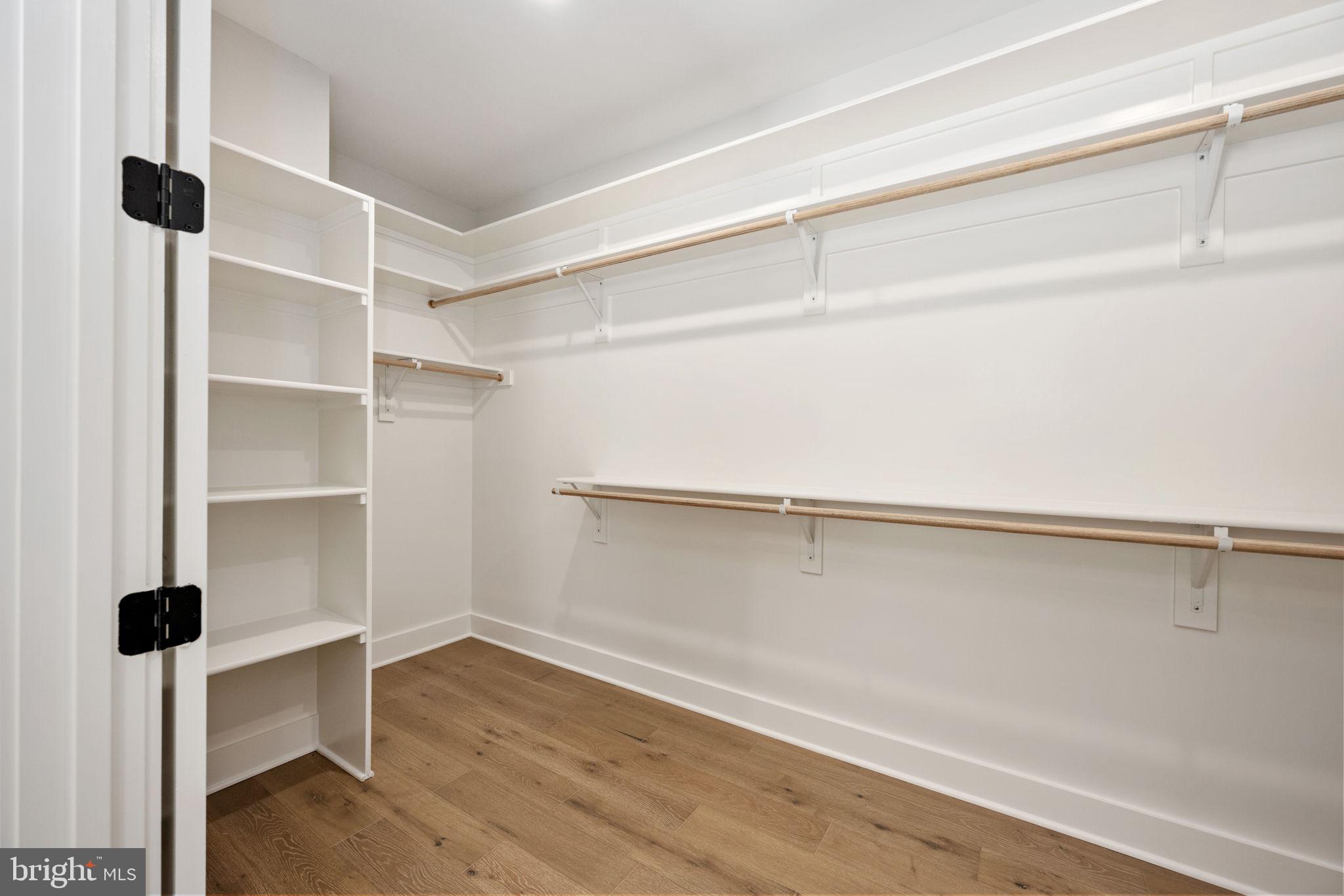 ROSNI ESTATES - Residential