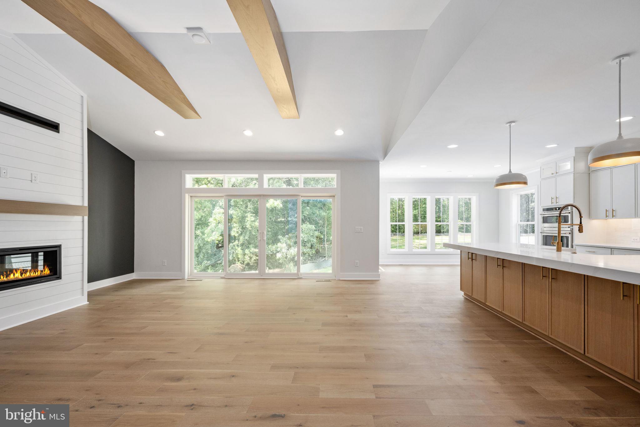 ROSNI ESTATES - Residential