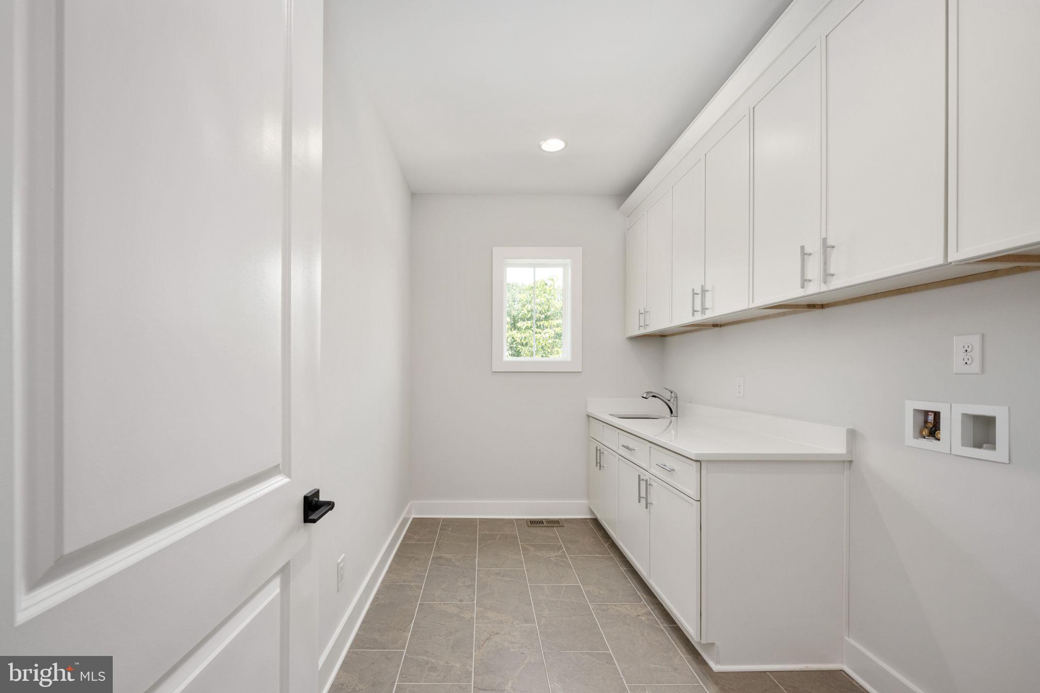 ROSNI ESTATES - Residential