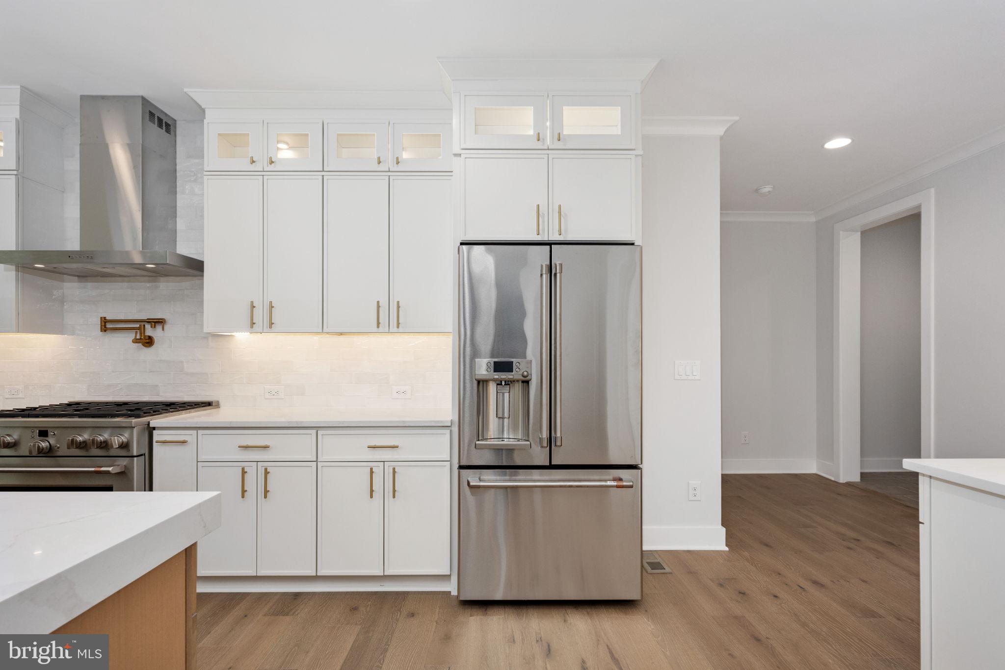 ROSNI ESTATES - Residential