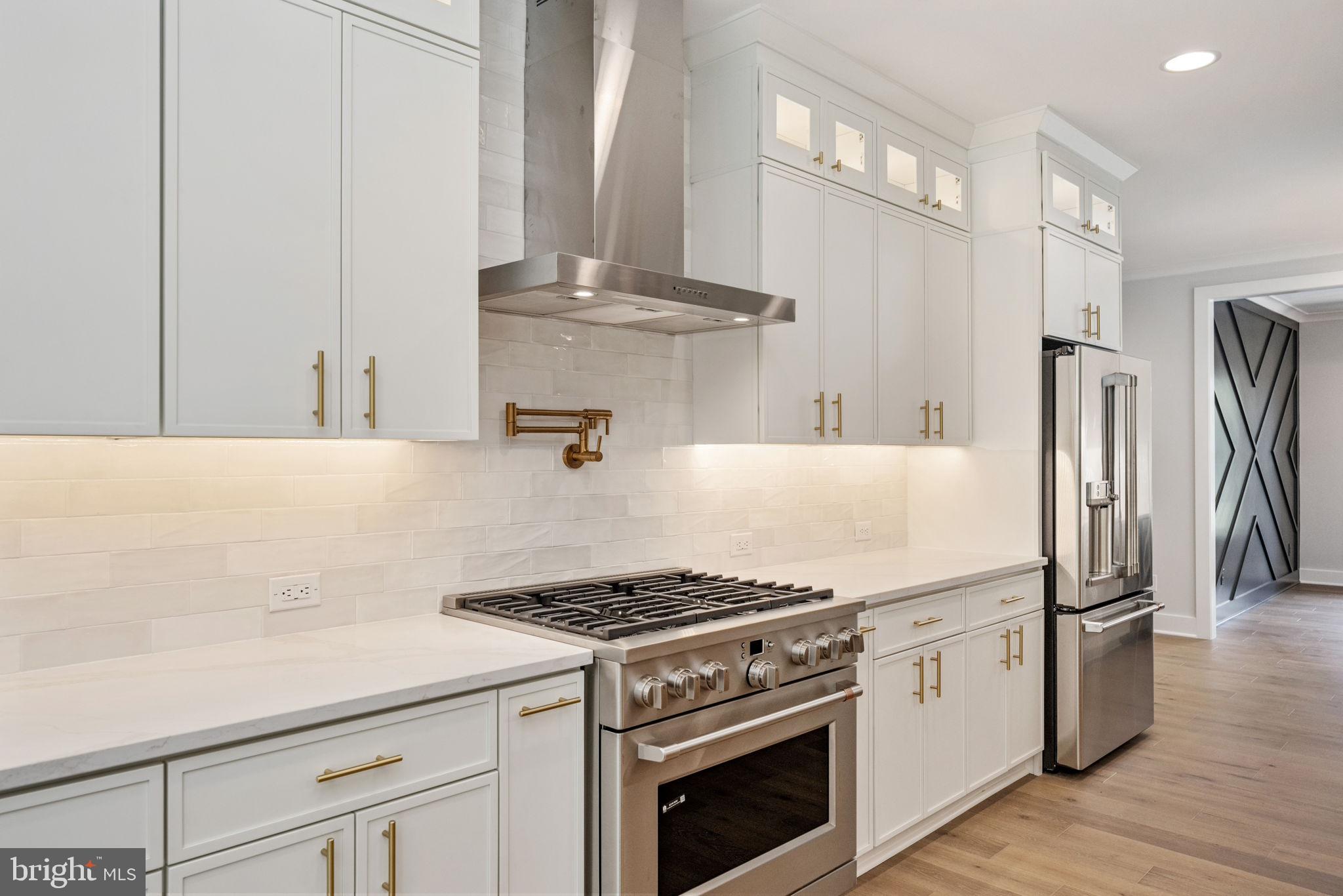 ROSNI ESTATES - Residential