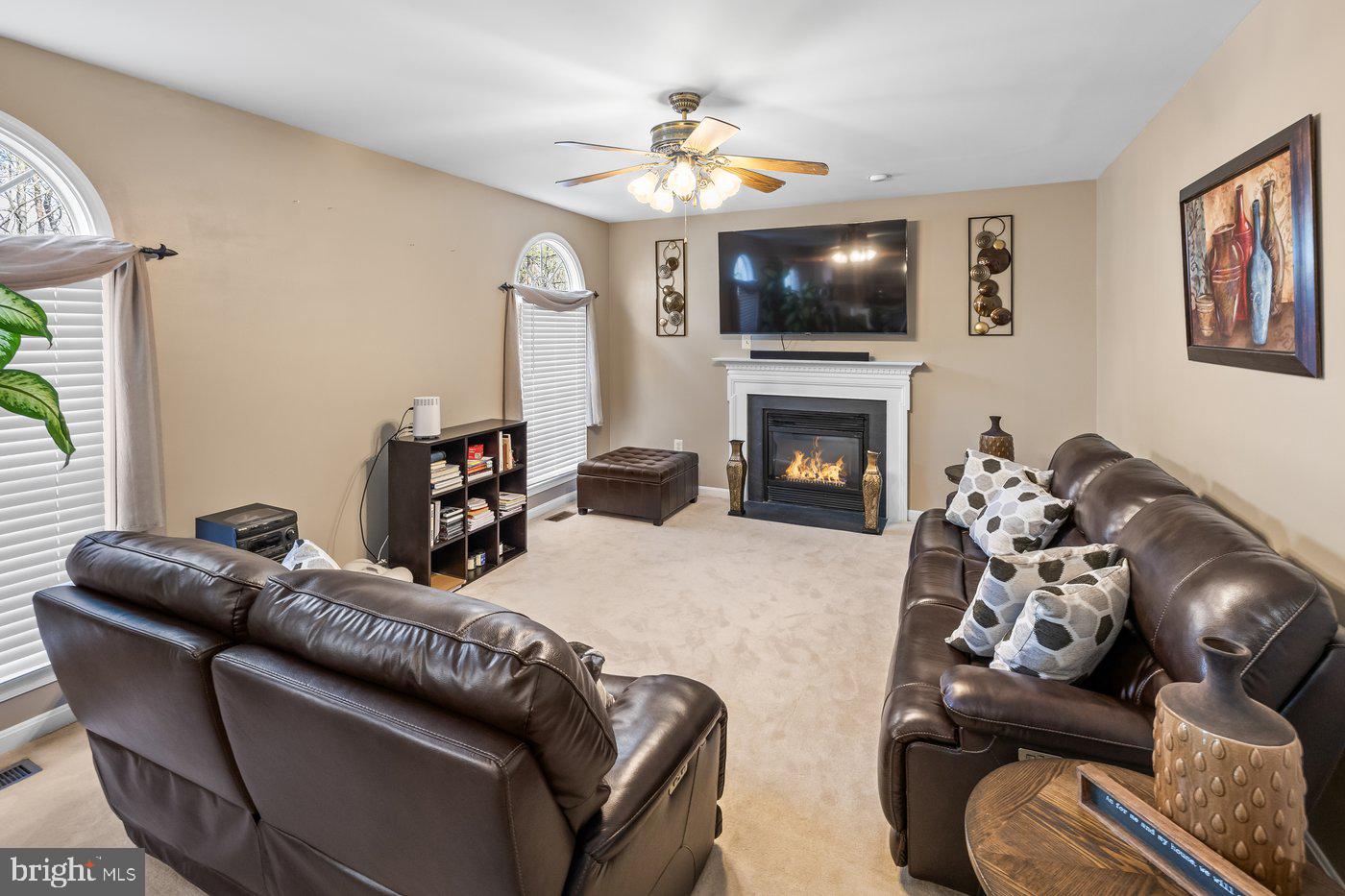 AUSTIN RIDGE - Residential