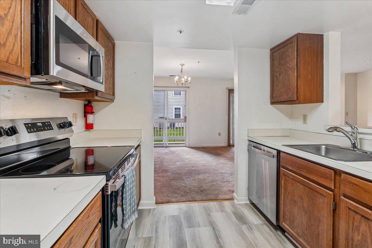 BRIDGEPORT - Residential