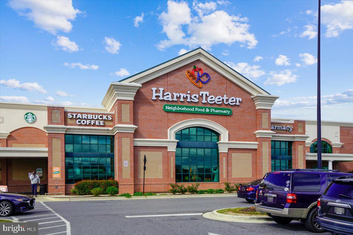 BRIDGEPORT - Residential