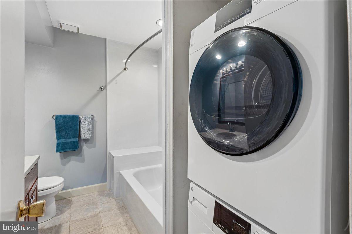 BRIDGEPORT - Residential