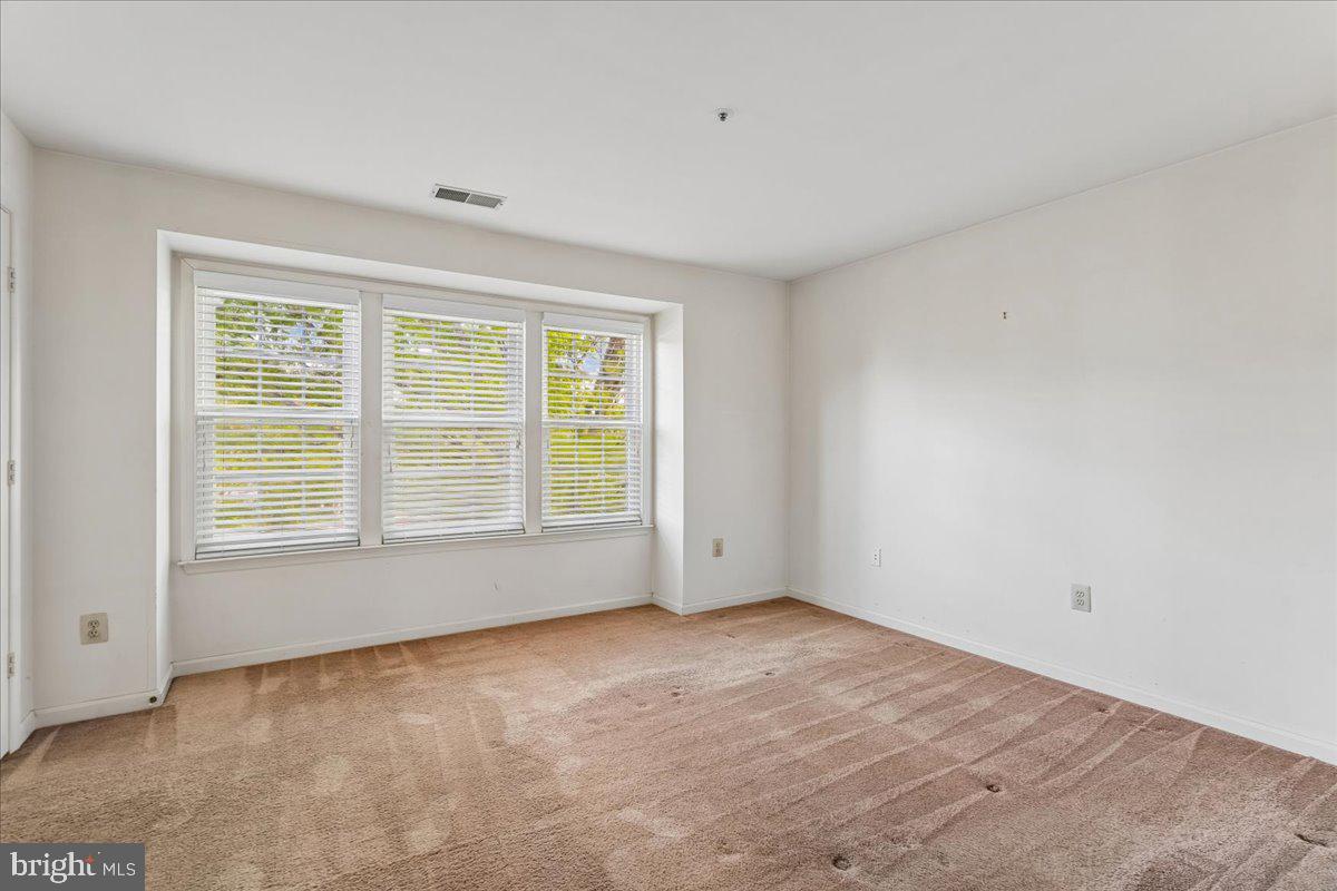 BRIDGEPORT - Residential