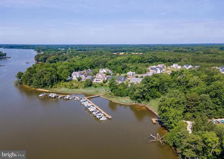 EASTON VILLAGE - Residential