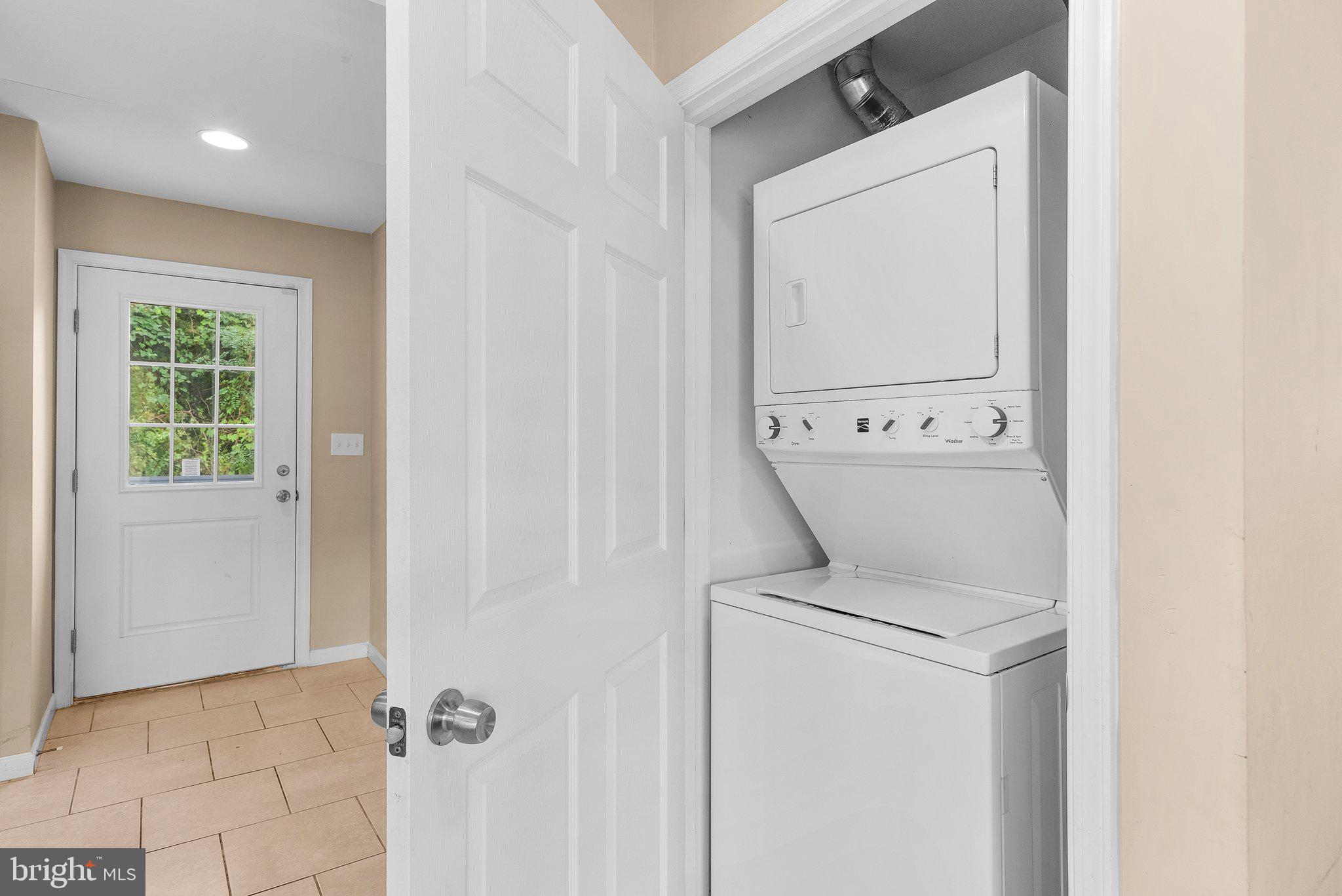 SUNNY ACRES - Residential