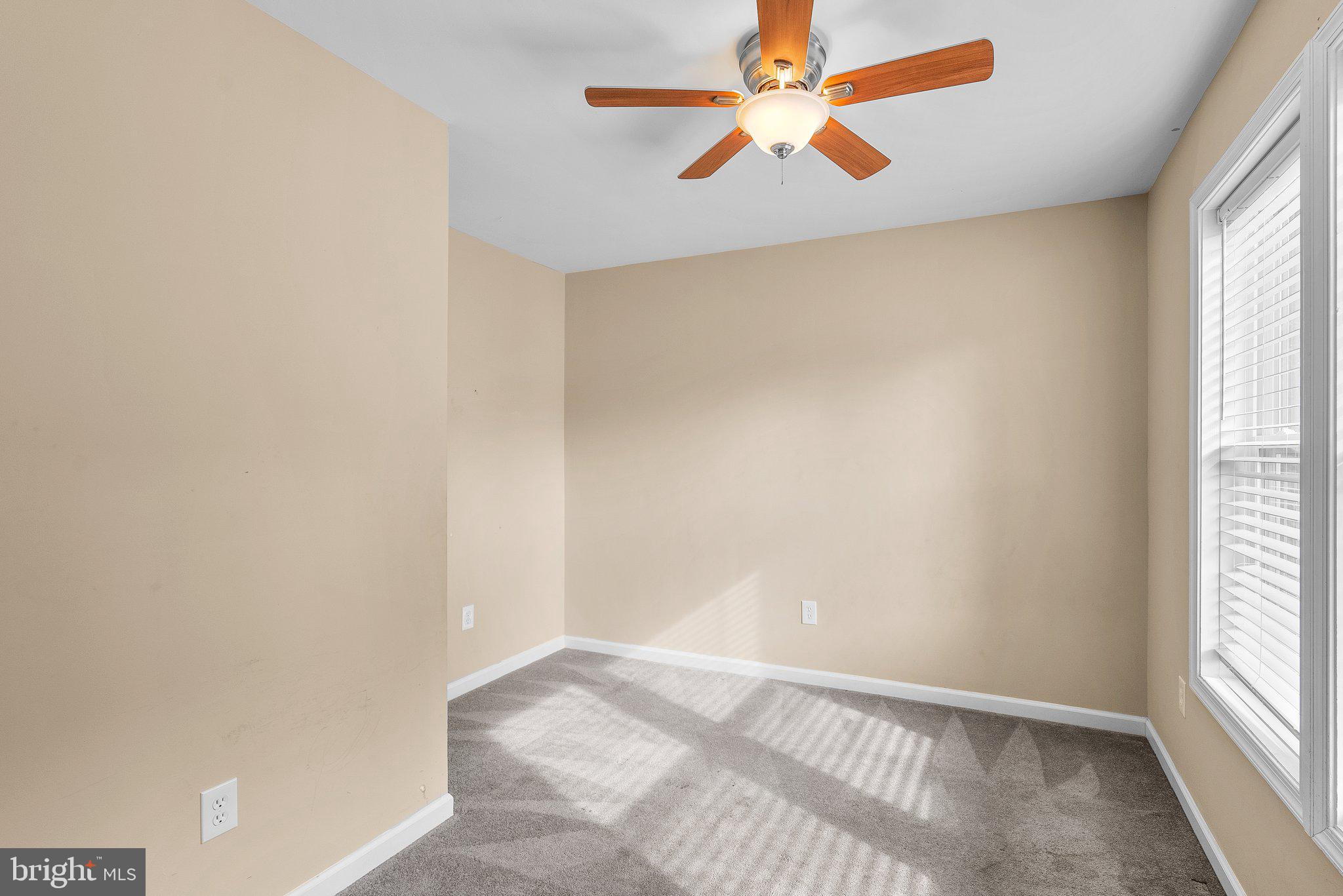 SUNNY ACRES - Residential