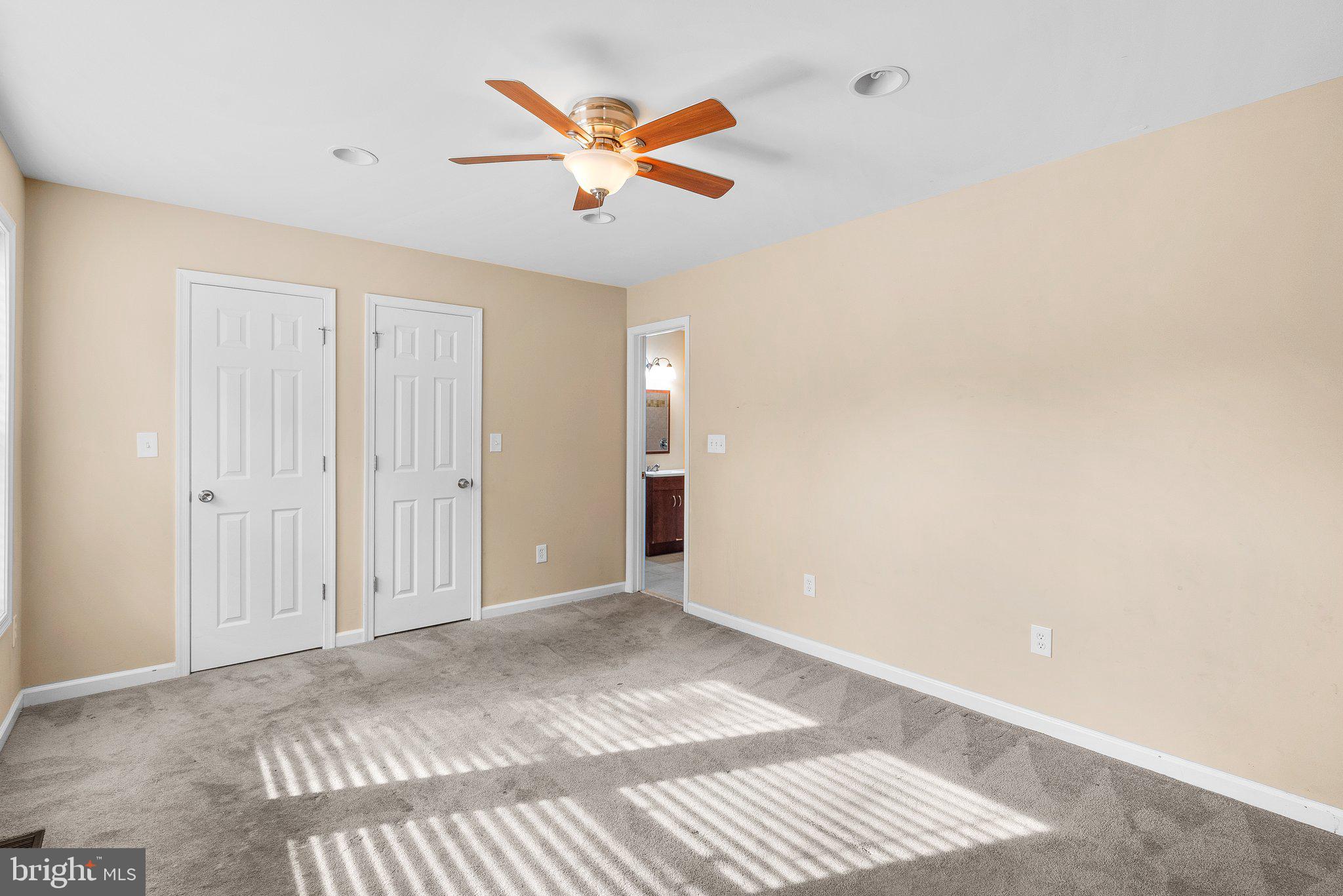 SUNNY ACRES - Residential