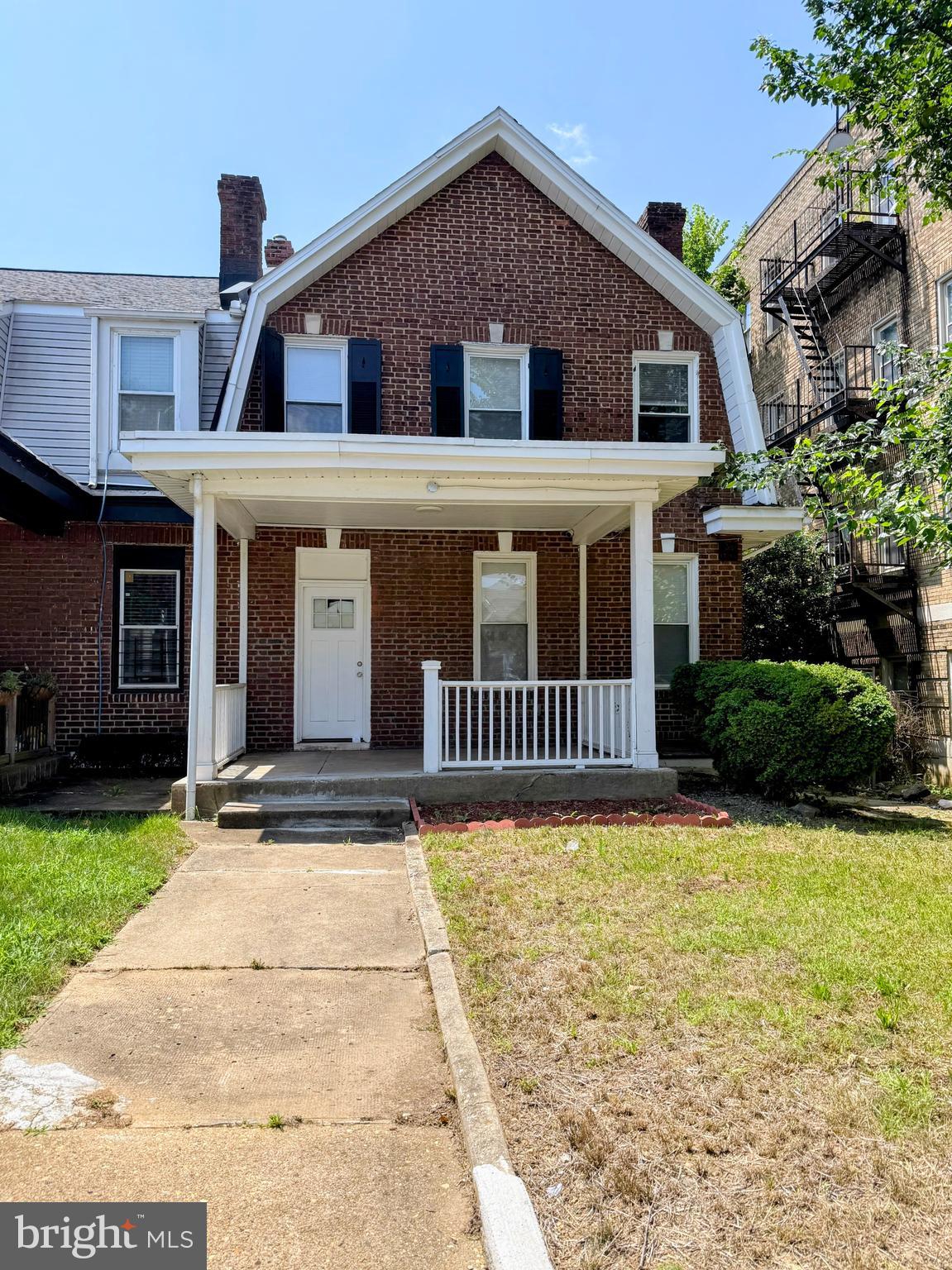 Nestled in the charming Forest Park neighborhood, this Newly renovated delightful end-of-row townhouse exudes warmth and character. Built in 1920, its Colonial architectural style is complemented by a sturdy brick exterior, offering both timeless appeal and modern comfort. Step inside to discover a fully finished basement, perfect for a cozy family room or a versatile space for hobbies. With three spacious bedrooms and three full bathrooms plus a convenient half bath, this home is designed for both relaxation and functionality. The heart of the home is the inviting kitchen, equipped with essential stainless steel appliances including a built-in microwave, gas oven/range, and a dishwasher, making meal prep and cleanup a breeze. Outside, the property features a generous lot size of 2250 square feet, providing ample room for outdoor activities or gardening. The detached garage, with space for two vehicles, offers both convenience and additional storage. This residence is not just a house; it’s a place where memories are made. With its blend of classic charm and modern amenities, it’s ready to welcome you home. Don’t miss the opportunity to make this inviting space your own!