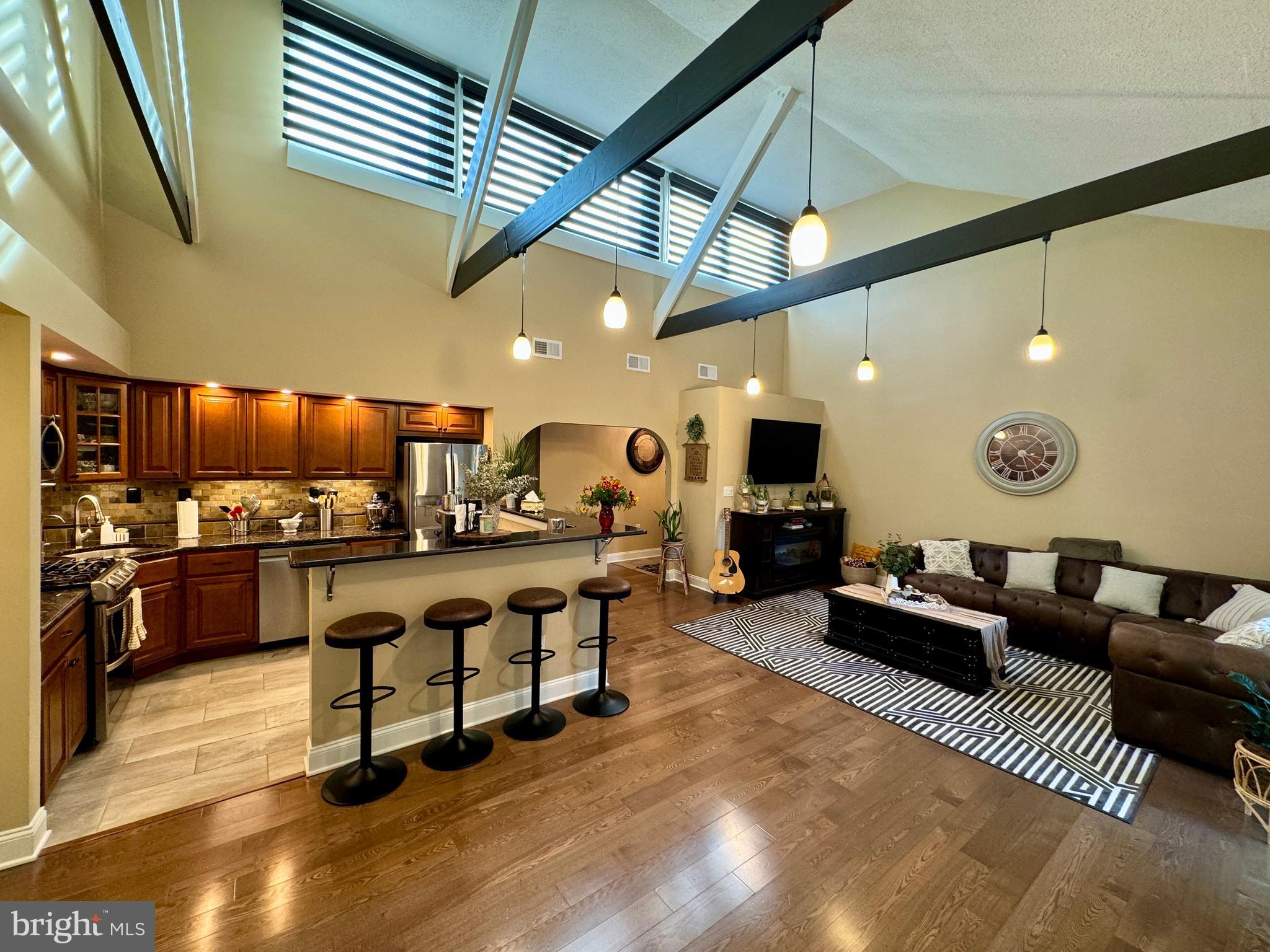 ROCKLAND RUN - Residential