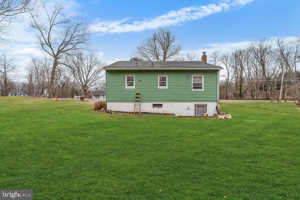 BARNESVILLE OUTSIDE - Residential