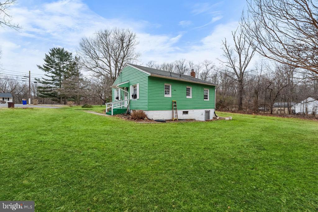 BARNESVILLE OUTSIDE - Residential