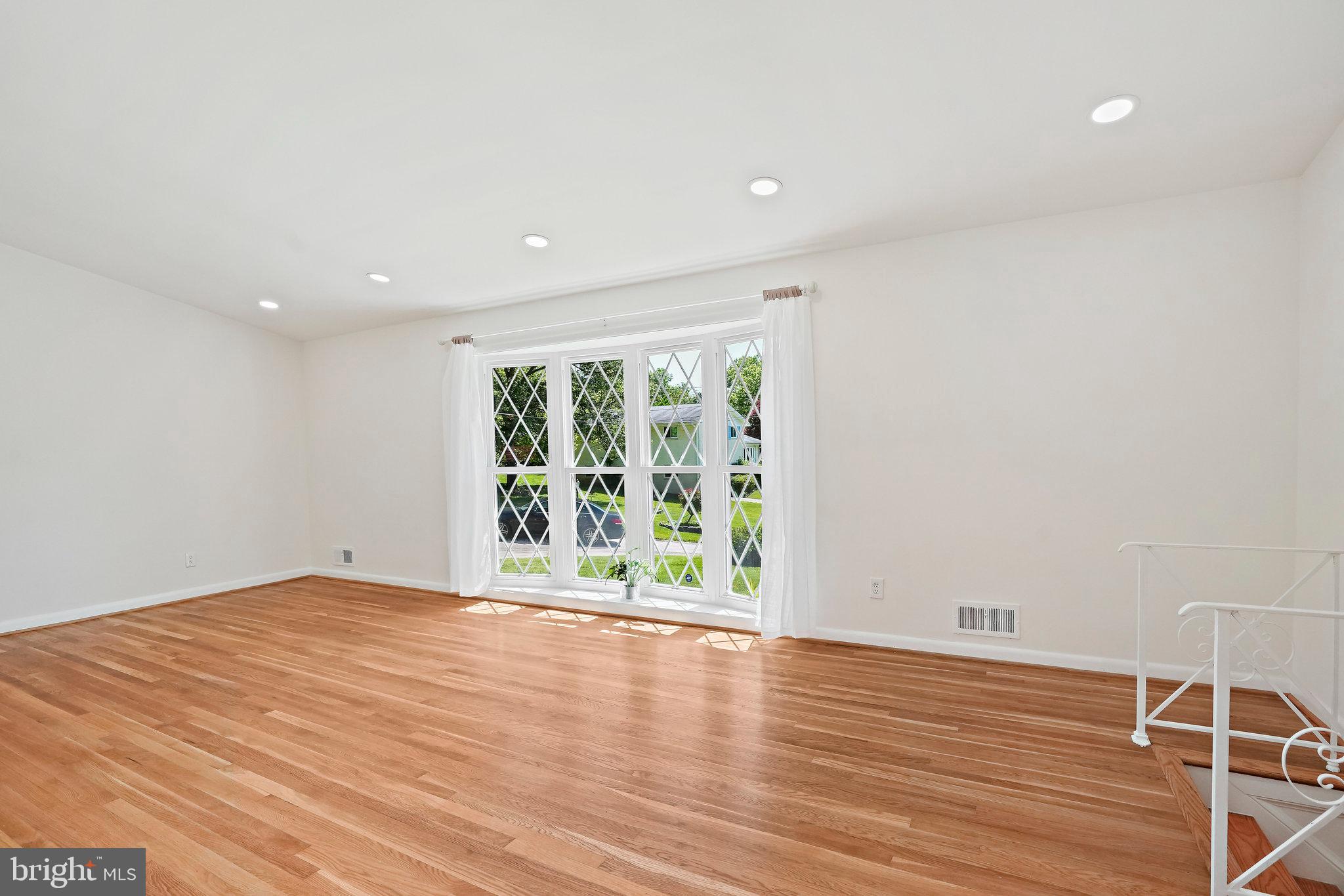 FERNWOOD - Residential Lease