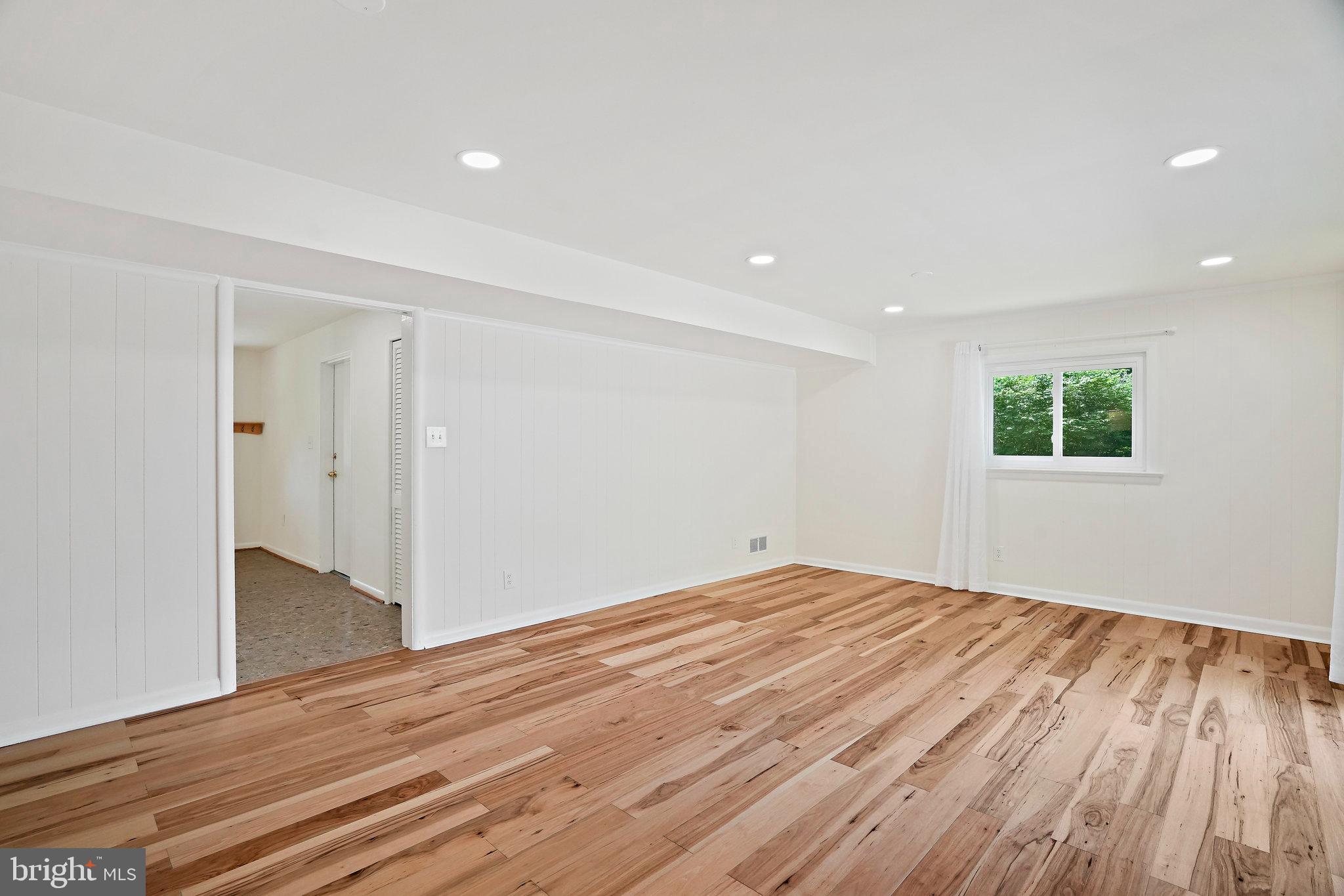 FERNWOOD - Residential Lease