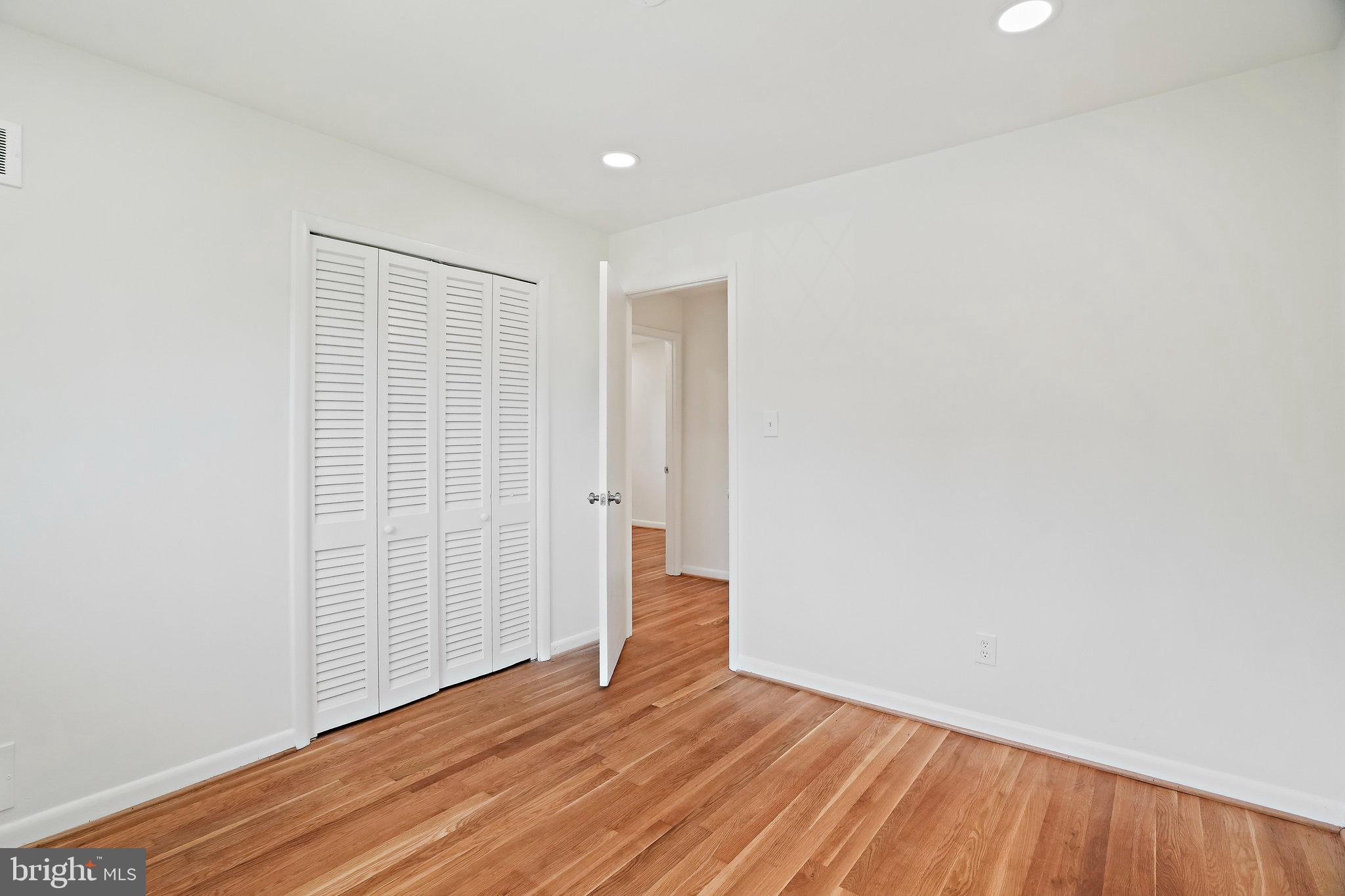 FERNWOOD - Residential Lease