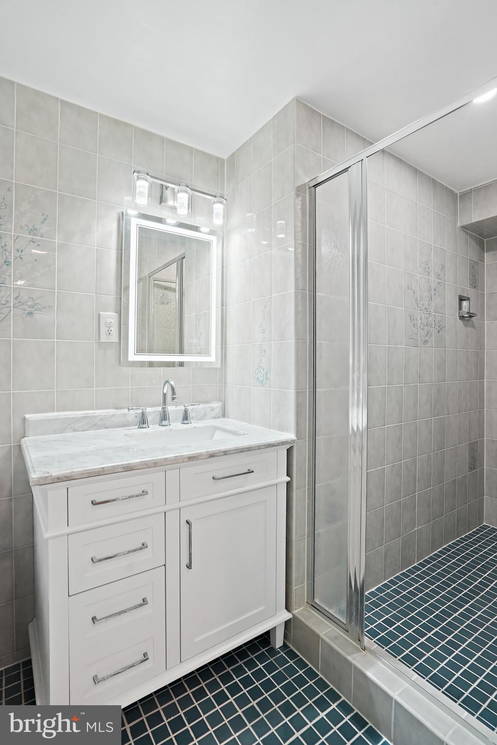 FERNWOOD - Residential Lease