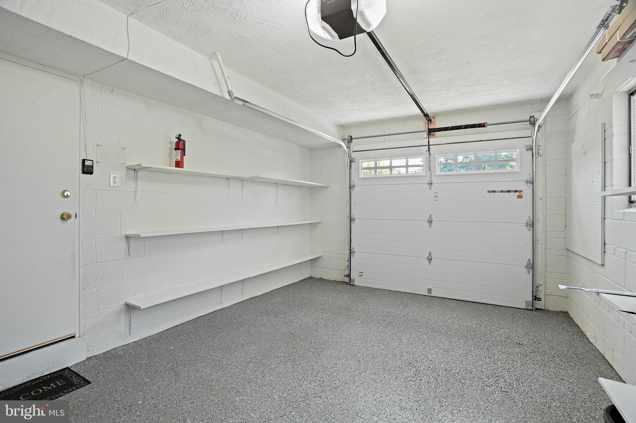 FERNWOOD - Residential Lease