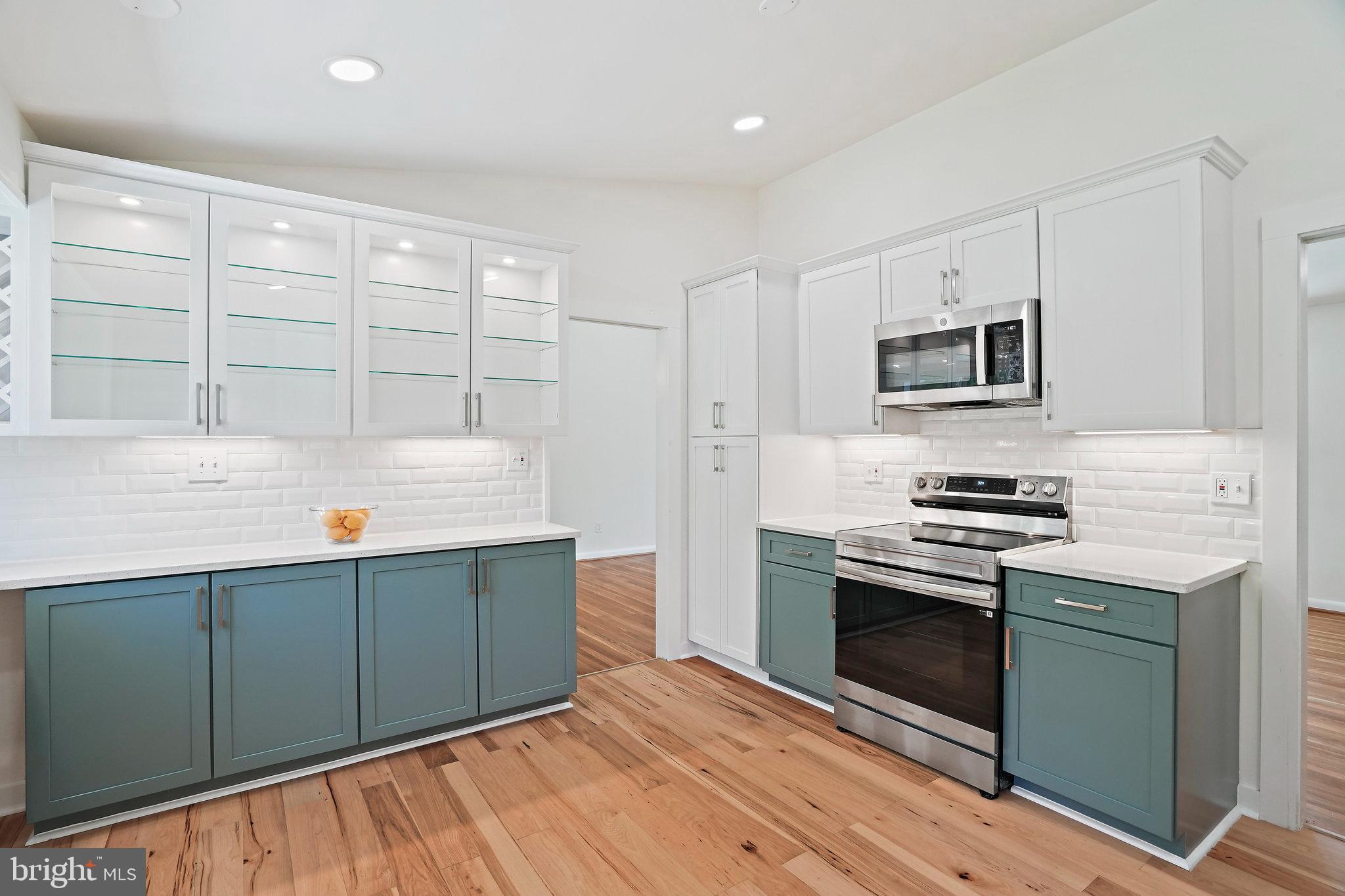 FERNWOOD - Residential Lease