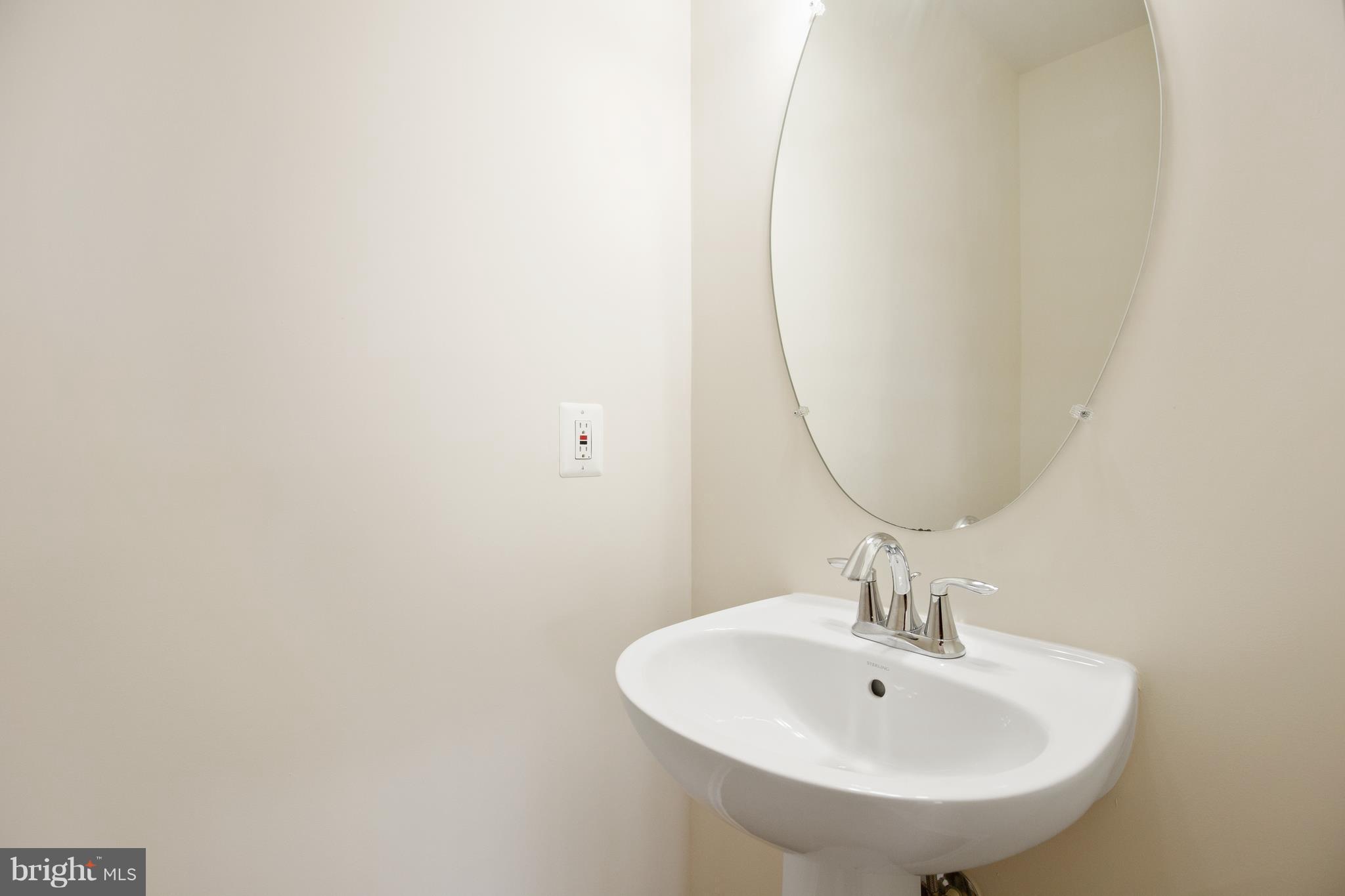 POTOMAC CLUB - Residential