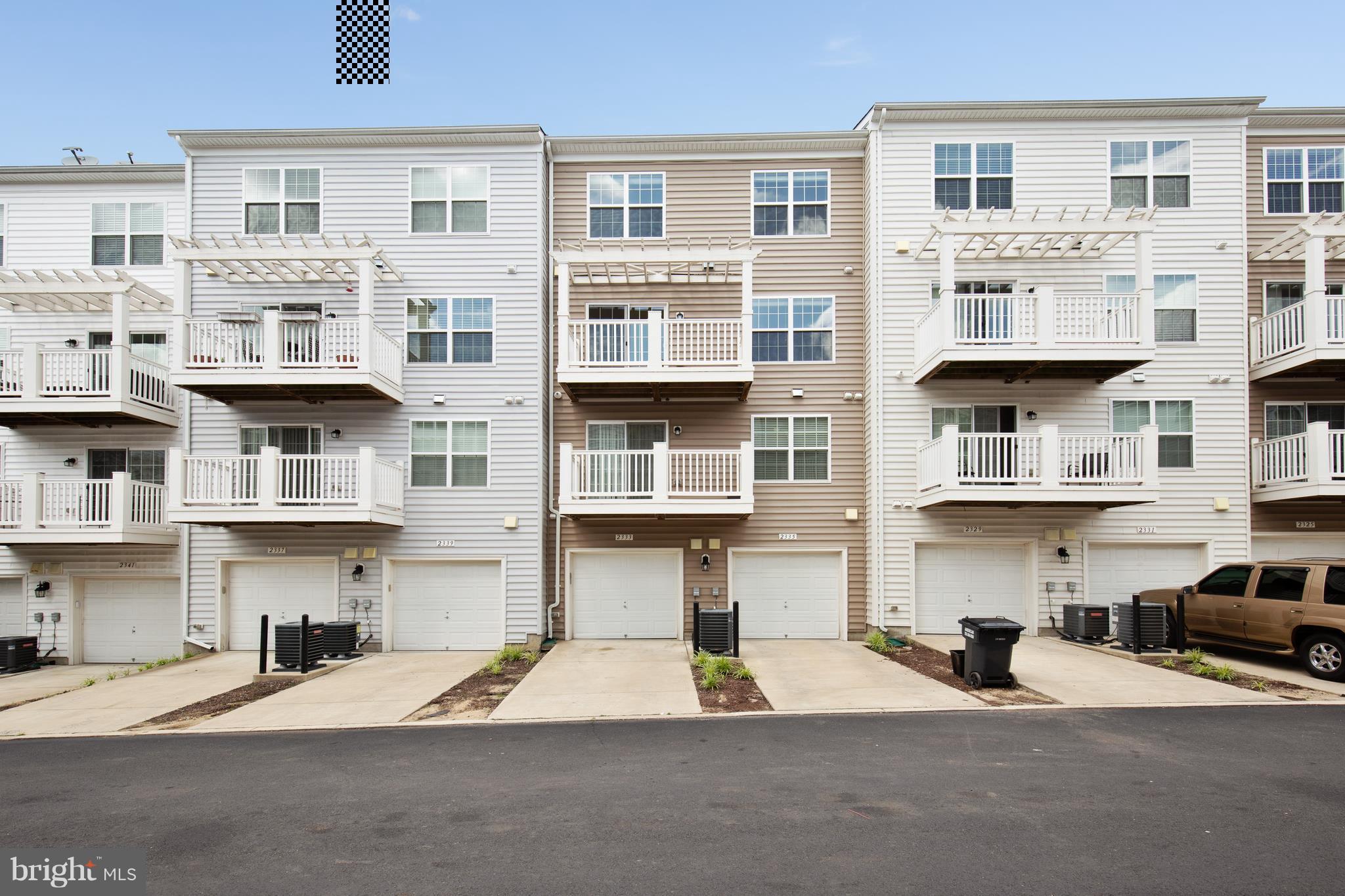 POTOMAC CLUB - Residential