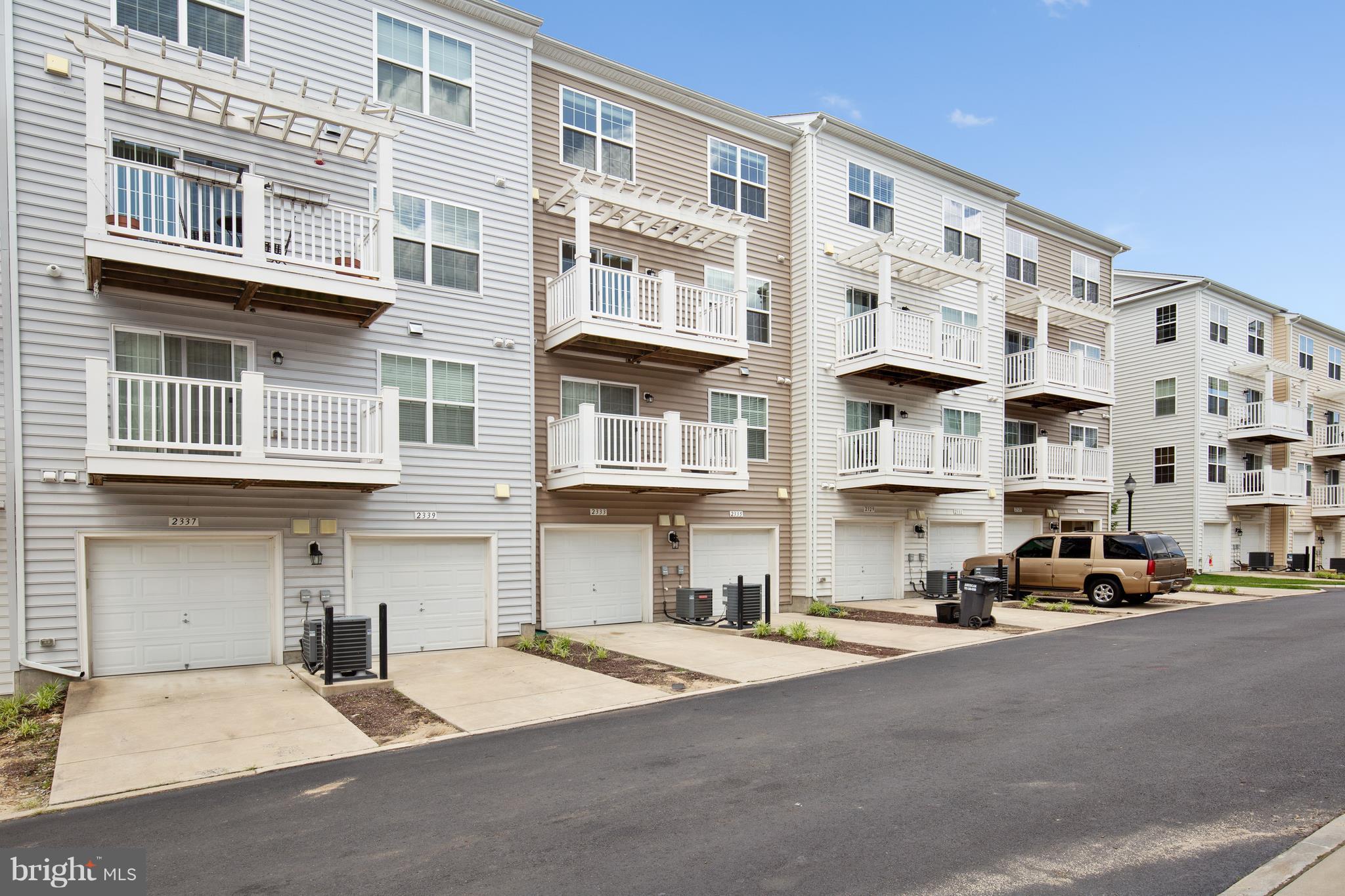 POTOMAC CLUB - Residential