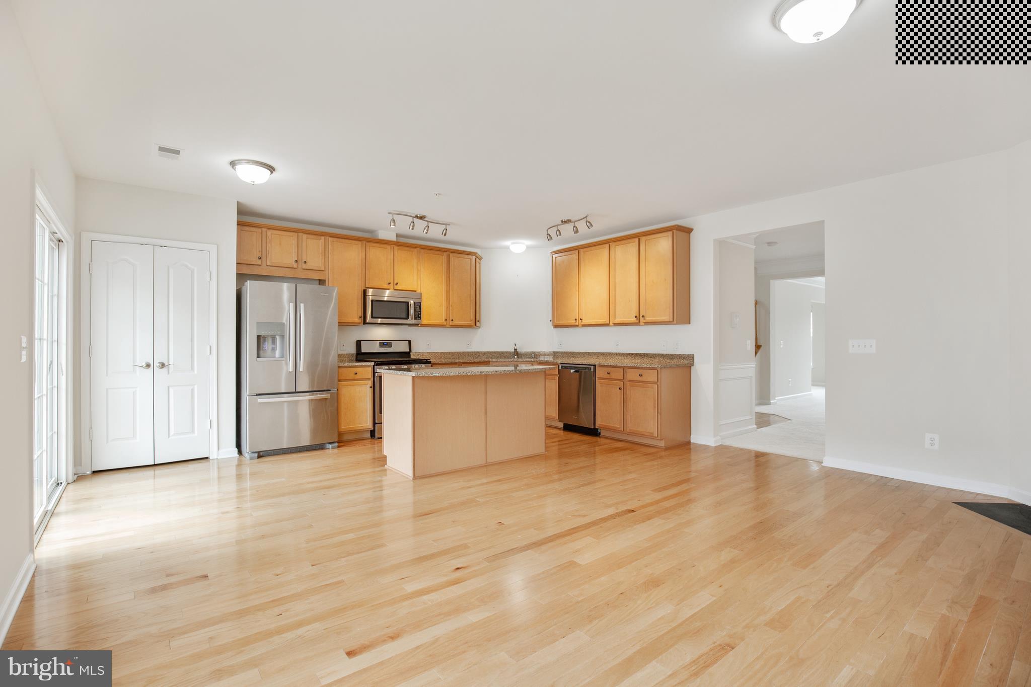 POTOMAC CLUB - Residential