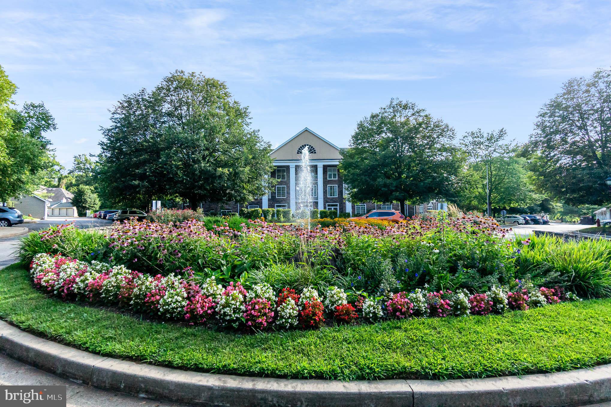 ENGLISH COUNTRY MANOR - Residential