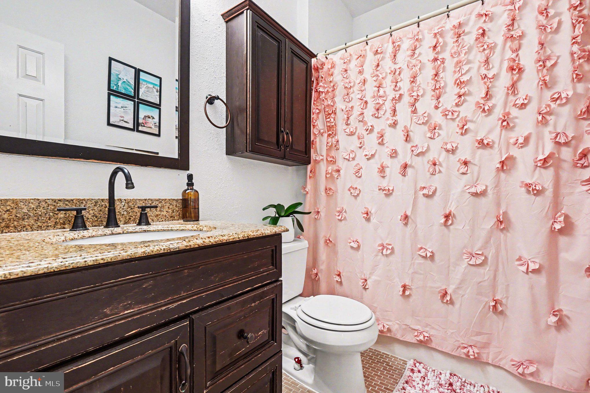 ENGLISH COUNTRY MANOR - Residential